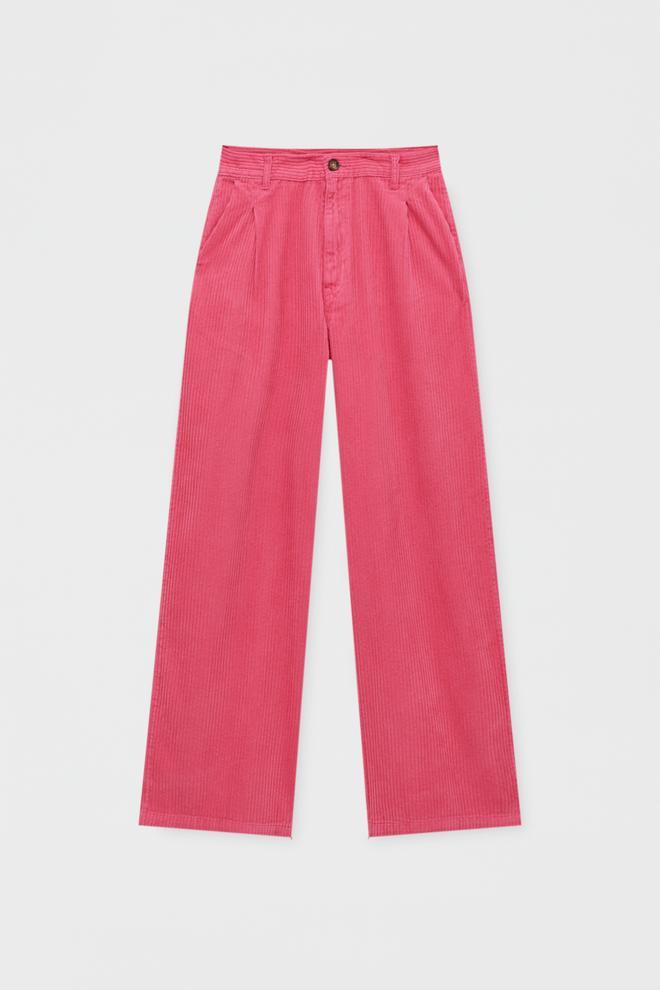 Pantalón baggy de pana rosa de Pull&amp;Bear