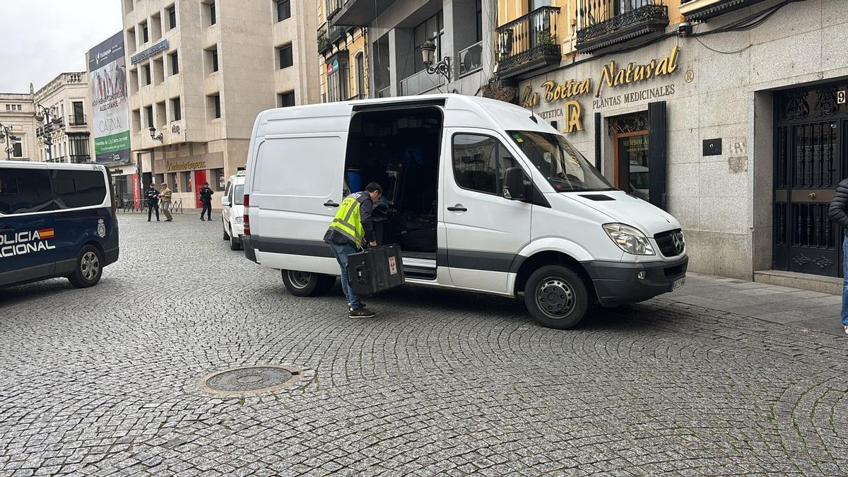 Los Tedax han sido avisados.