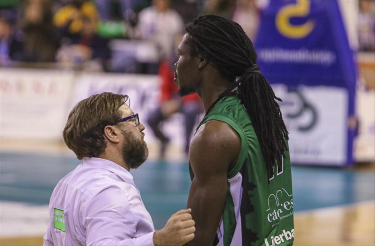 El Cáceres organiza un viaje a Madrid a cinco euros más 15 de la entrada