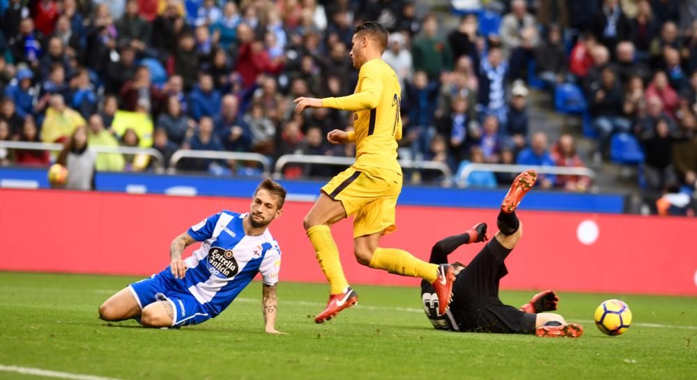 El Dépor cae en el descuento ante el Atlético