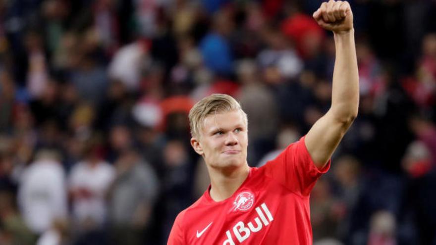 El joven Haaland celebra un gol con su ya exequipo RB Salzburg