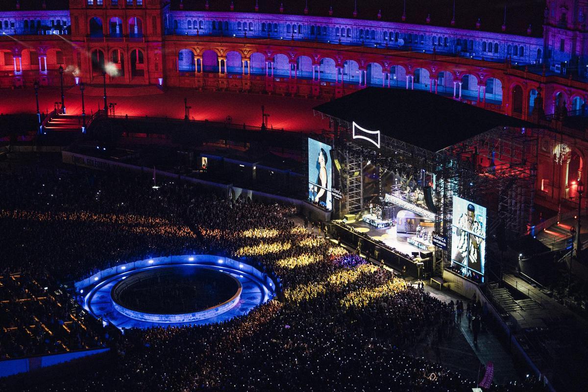 Todas las imágenes del concierto de Romeo Santos y Prince Royce en Icónica Santalucía Sevilla Fest