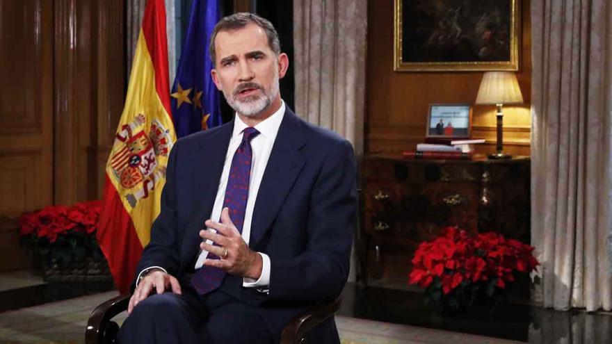 Felipe VI: La convivencia exige respeto a nuestra Constitución.