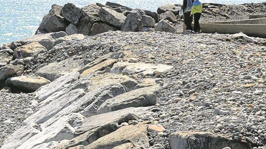 Costas frena las inundaciones en las viviendas de La Torre