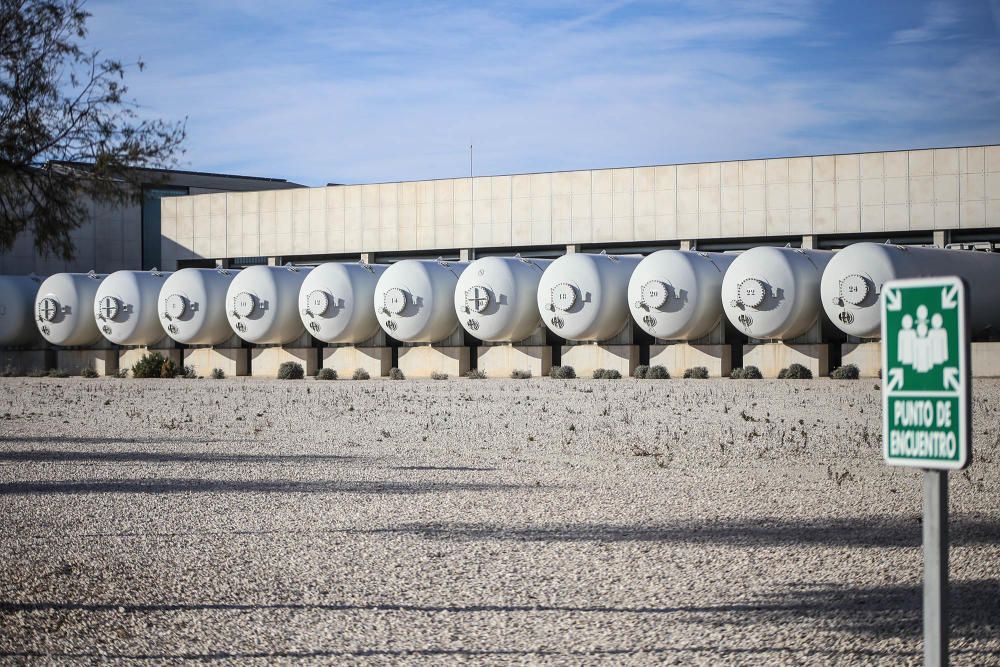 Así son las entrañas de la desalinizadora de Torrevieja, la más grande de Europa, que termina el año con una producción superior a los 40 hectómetros