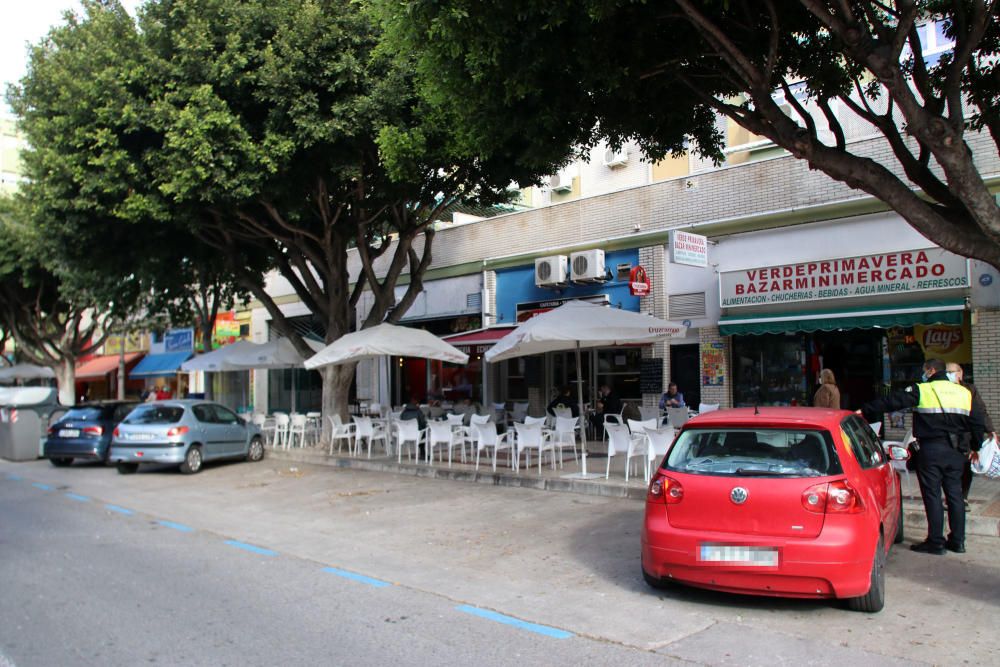 Entra en funcionamiento la zona azul en varias calles de Huelin