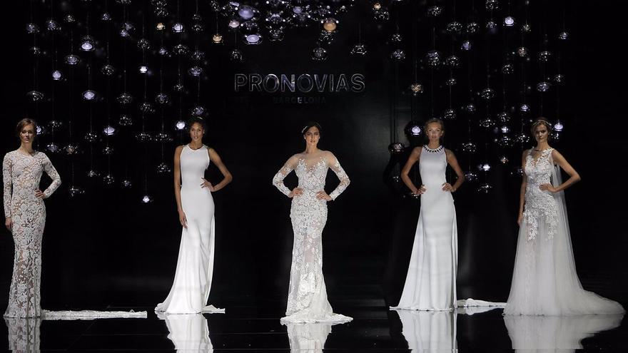 Vuelco en la carrera por Pronovias con la aparición de un tercer postor