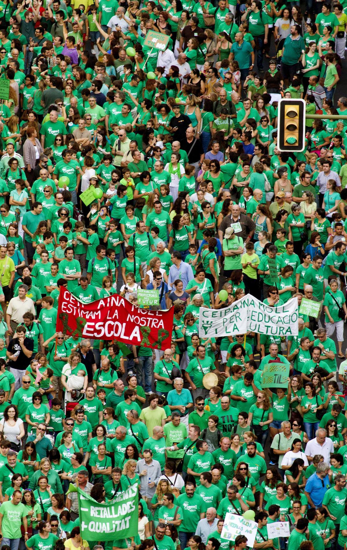 Manifestación contra el TIL en las calles de Palma