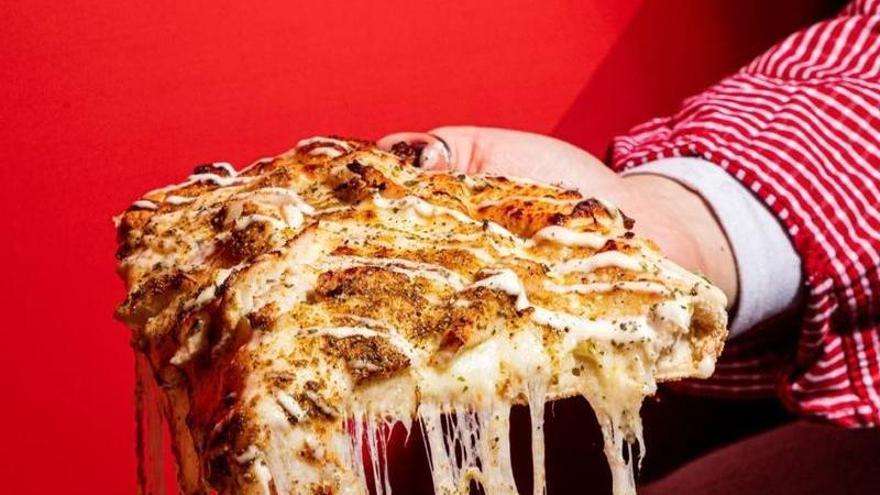 ¿Pizzas gratis en Sevilla? El famoso restaurante que las regala esta semana y el sencillo truco para conseguir la tuya