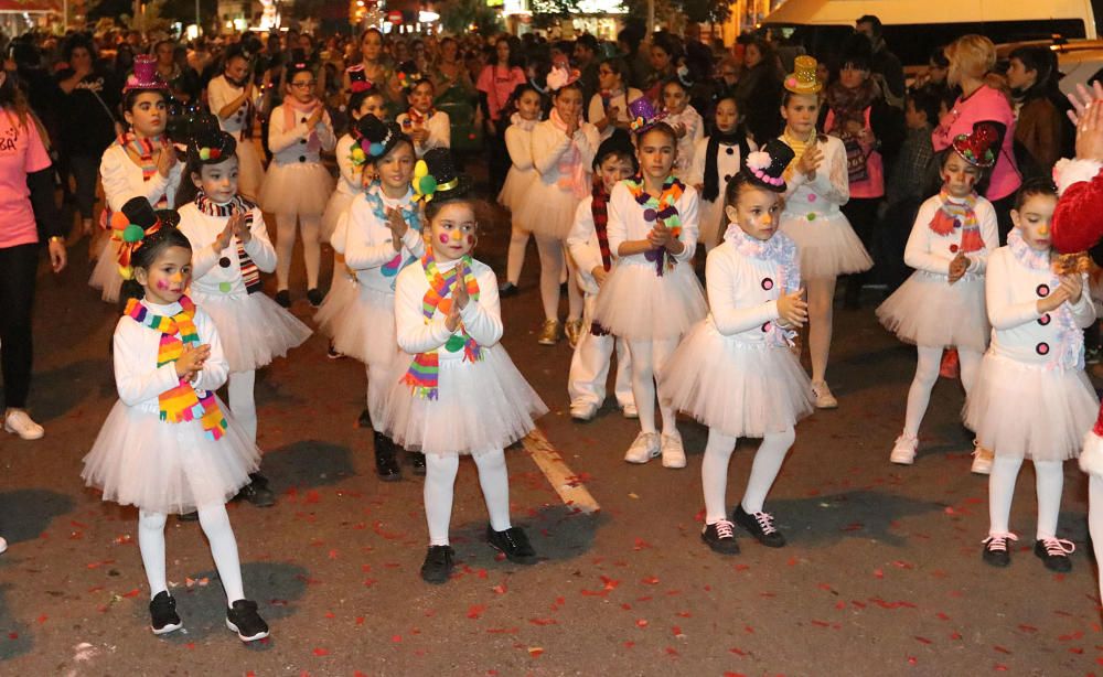 El distrito malagueño, como ya es tradición, adelanta el cortejo de sus majestades los Reyes Magos por las calles Fernández Fermina, Conde del Guadalhorce, Cruz del Humilladero o Camino de San Rafael.