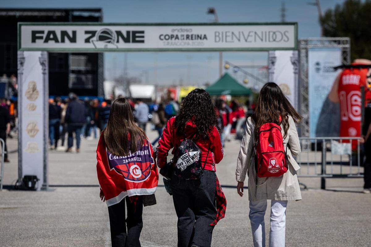 EN IMÁGENES | La Marea Roja calienta motores en Tarragona antes de las semifinales
