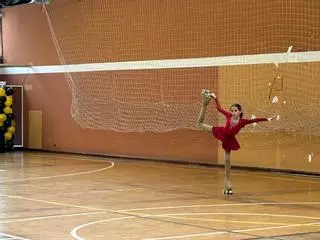 El patinaje artístico vuelve a llenar el polideportivo de Piedras Blancas