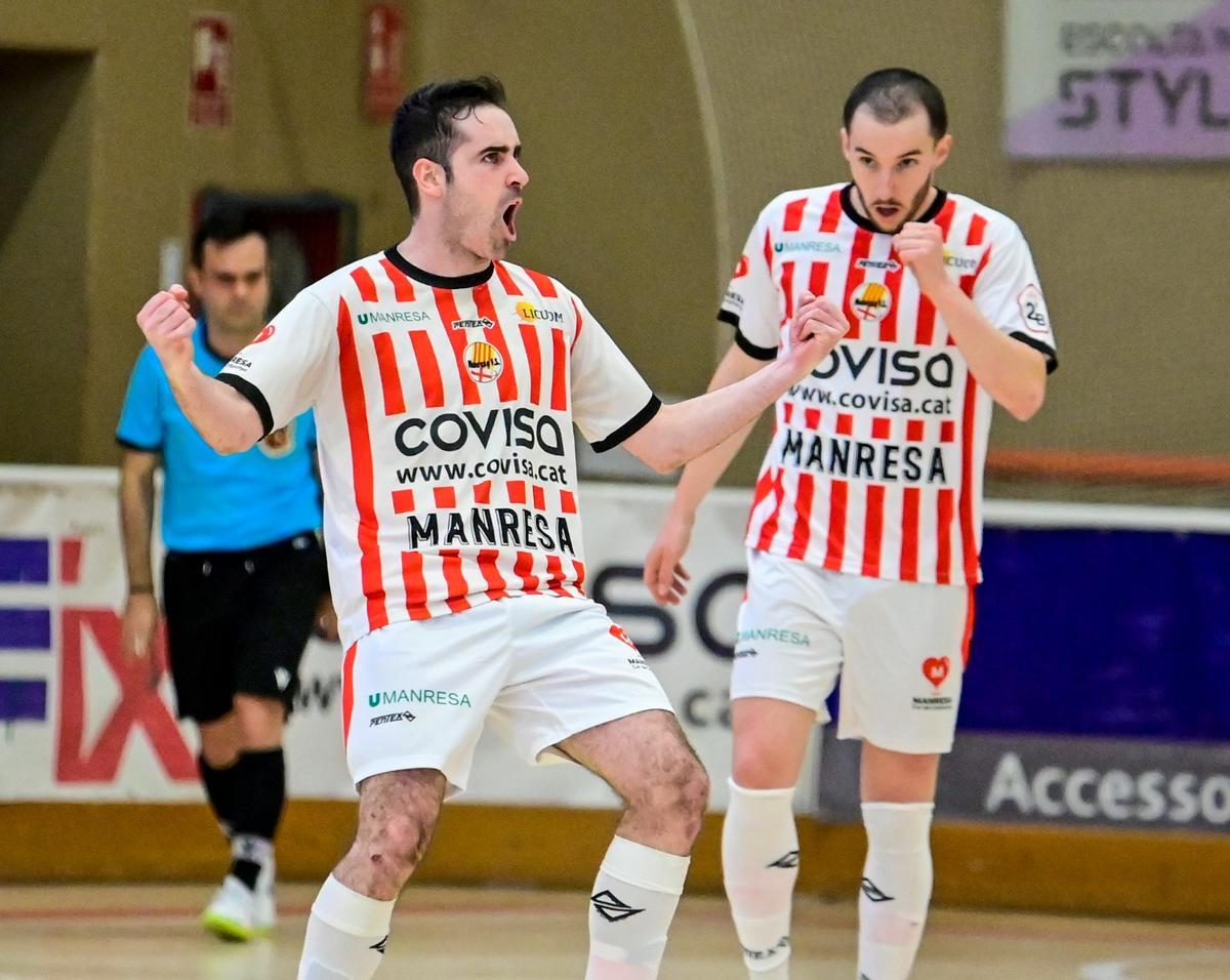 Xavier Santaella celebrant un gol en un partit del Covisa Manresa