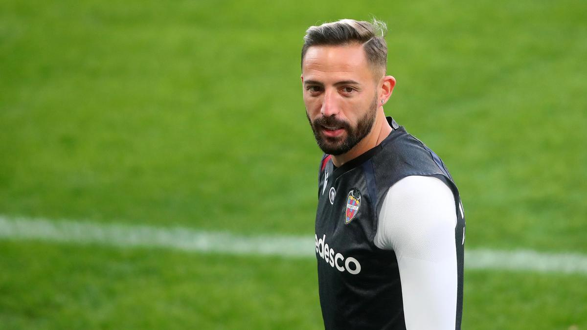 El capitán levantinista, durante un entrenamiento.