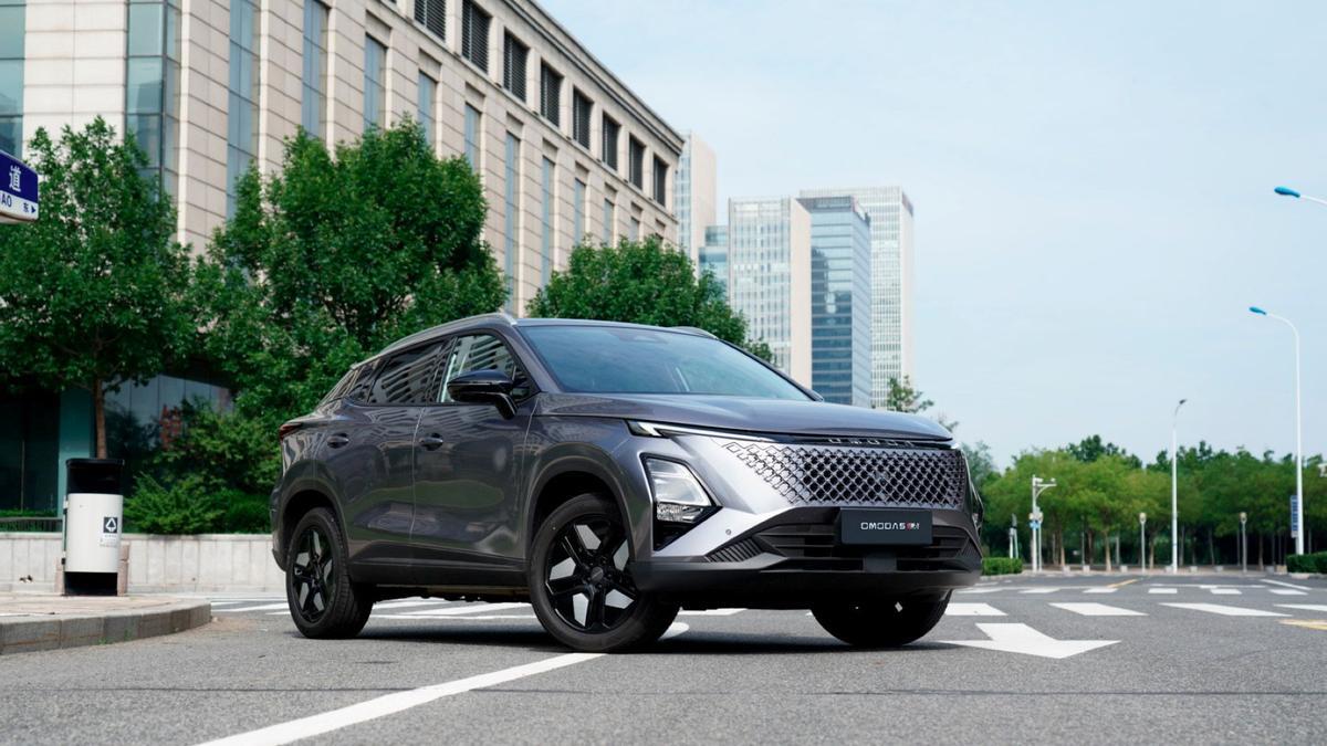 Ya hay precio para el nuevo Omoda 5 híbrido y, como se esperaba, va a poner en apuros a sus rivales Ya hay precio para el nuevo Omoda 5 híbrido y, como se esperaba, va a poner en apuros a sus rivales