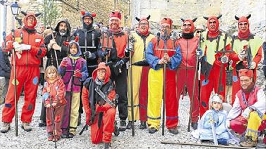 La ronda de sant antoni recorre toda vilafranca