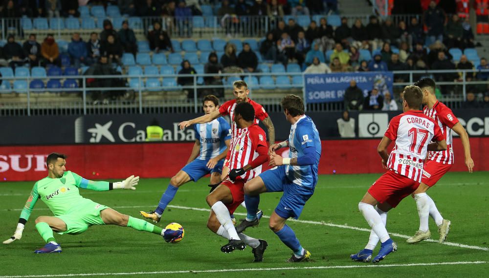 El conjunto blanquiazul regaló dos puntos en el último suspiro tras el tanto de Luis Rioja, que igualó el gol inicial de Adrián