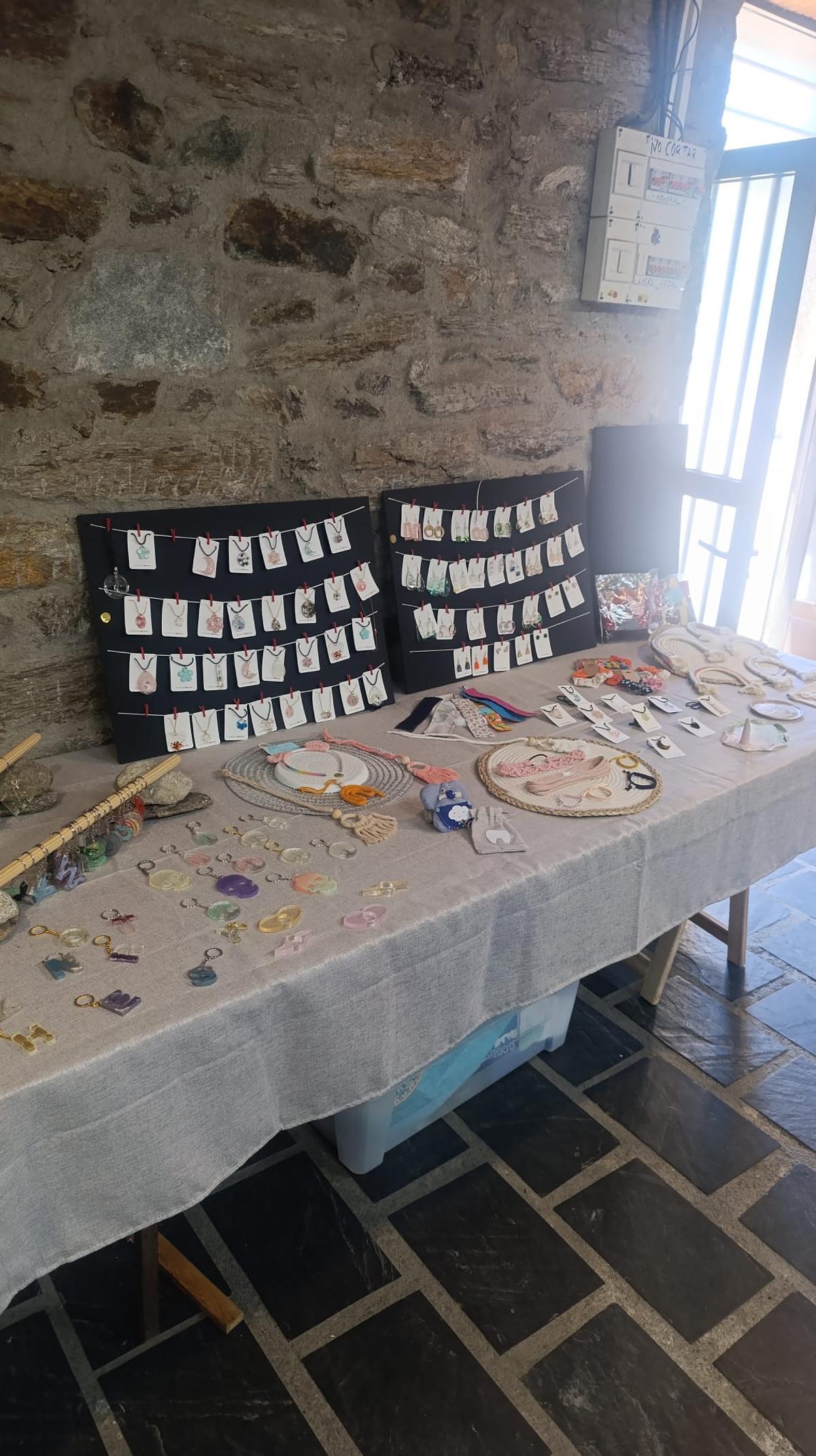 Vigo de Sanabria reúne a vecinos y visitantes en su 7.º Encuentro de Artesanos Vigo de Sanabria reúne a vecinos y visitantes en su 7.º Encuentro de Artesanos