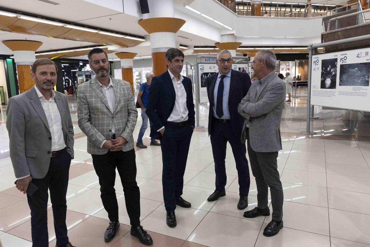 Inauguración en Nuevo Centro de la exposición del 150 aniversario de ...