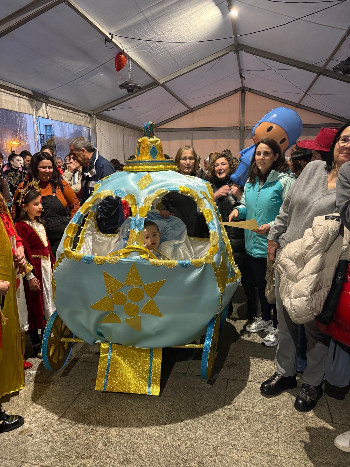 Los disfraces infantiles llenan Cangas