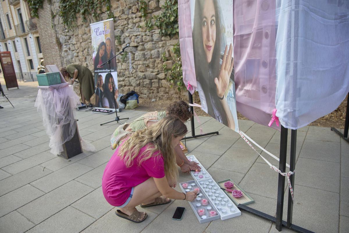 Les imatges de l'homenatge a la Carla Fernández Gutiérrez en el tercer aniversari del seu feminicidi