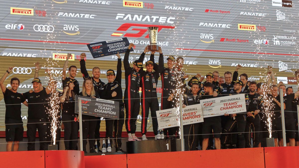 Dani Juncadella y su equipo, campeones en el Circuit de Barcelona