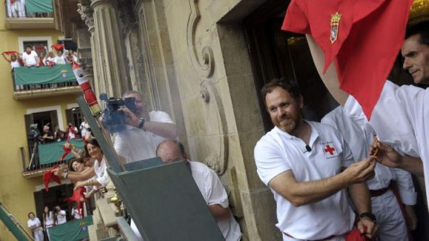 Los Sanfermines arrancan con un Chupinazo pasado por agua