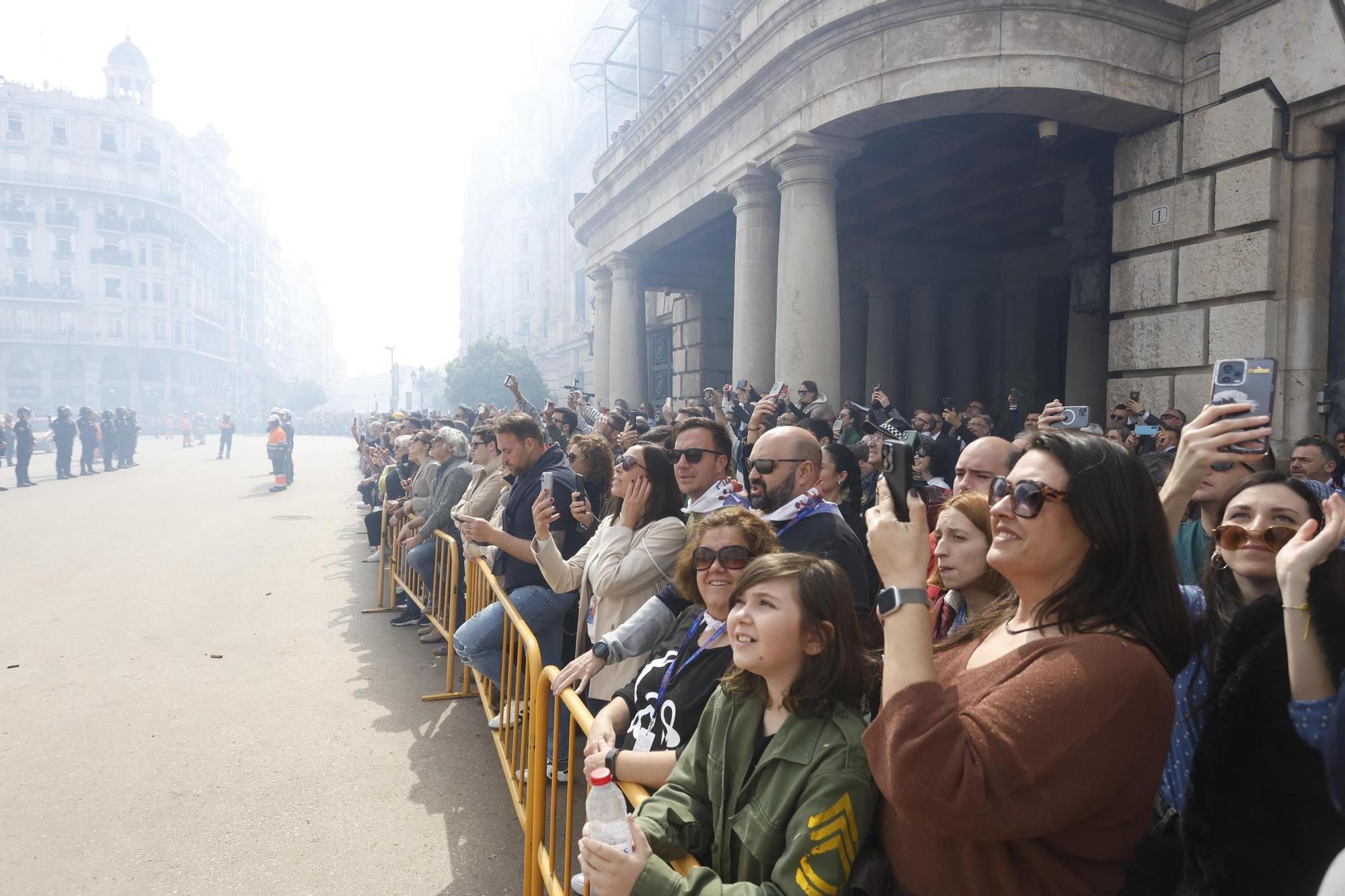 Búscate en la mascletà del 19 de marzo