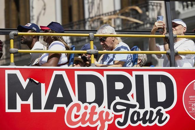 España atrae a 36,8 millones de turistas hasta mayo