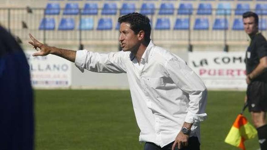 Pablo Franco, durante un partido en casa.