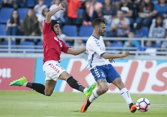 04/06/2017.DEPORTES.Partido de futbol entre CD Tenerife y Nástic Tarragona..Fotos: Carsten W. Lauritsen