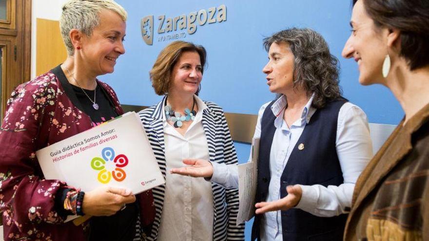 Zaragoza edita una guía para mostrar diversas formas de amar y ser familias
