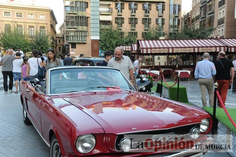 La moda otoñal viste el centro de Murcia