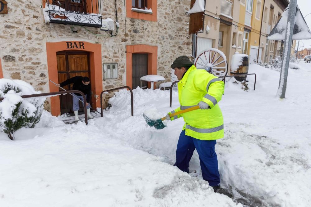 La nieve azota la península