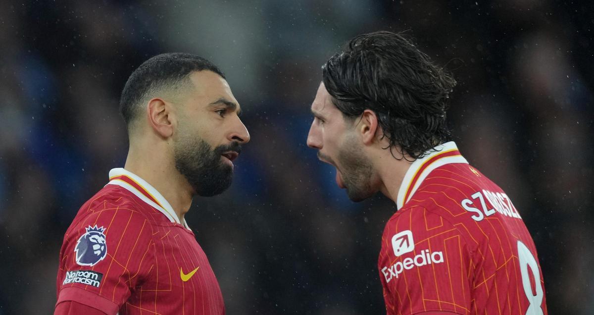 Szoboszlai celebra con Salah su gol al Newcastle (2-0)