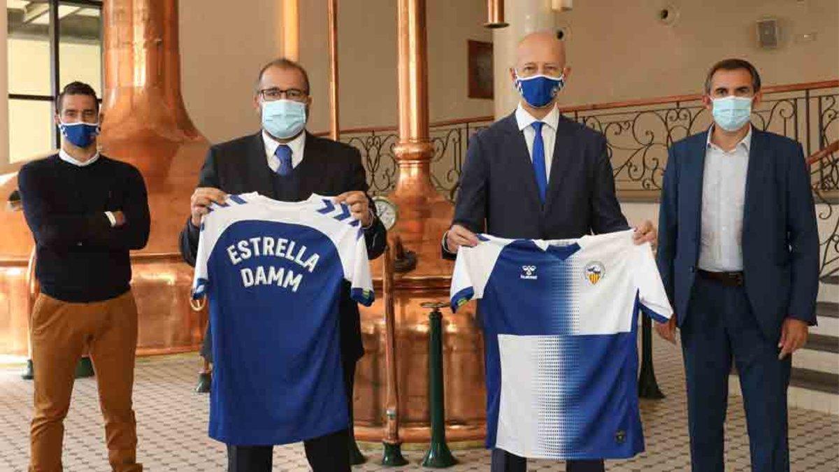 Estrella Damm y el Sabadell FC firman la renovación del acuerdo de patrocinio