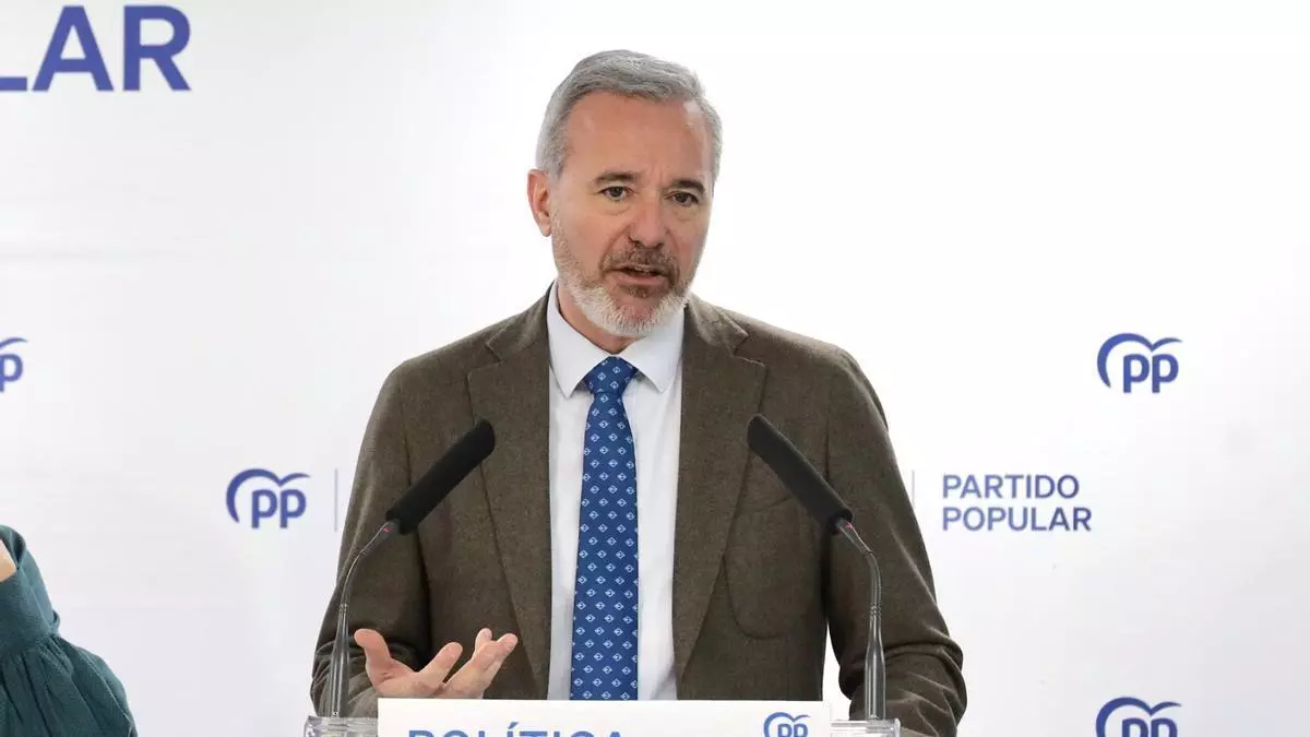 Azcón reconoce que habla "mucho menos" con Vox para aprobar los presupuestos de Aragón