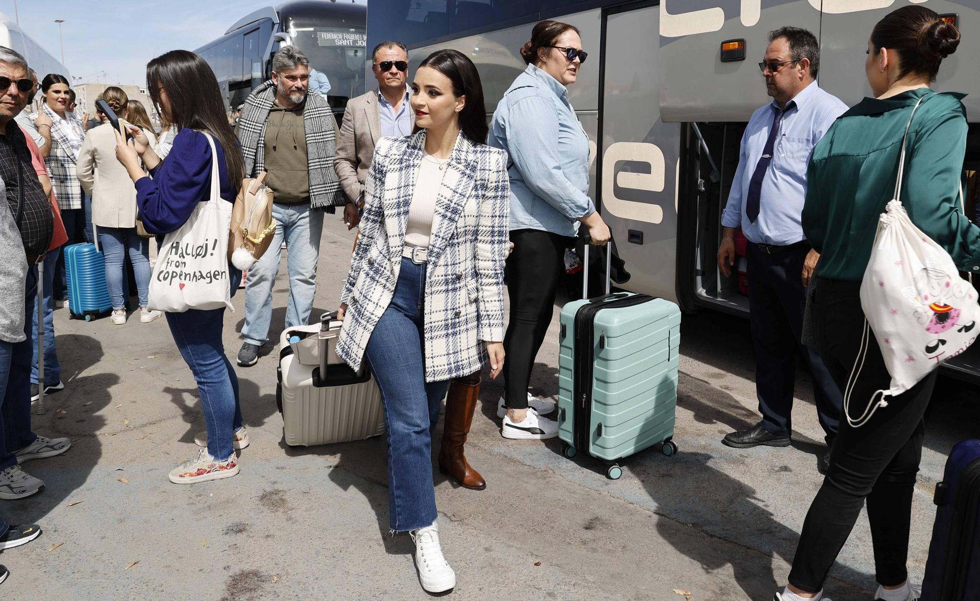 Las bellezas de las Hogueras de Alicante viajan a Córdoba