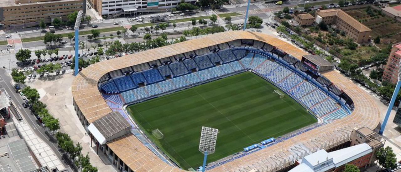 Vista aérea de La Romareda, donde en principio se levantaría el nuevo estadio.