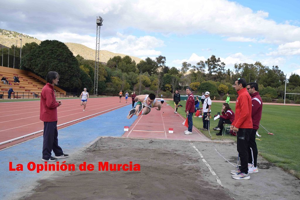 Regional absoluto y sub-23 de atletismo en Lorca