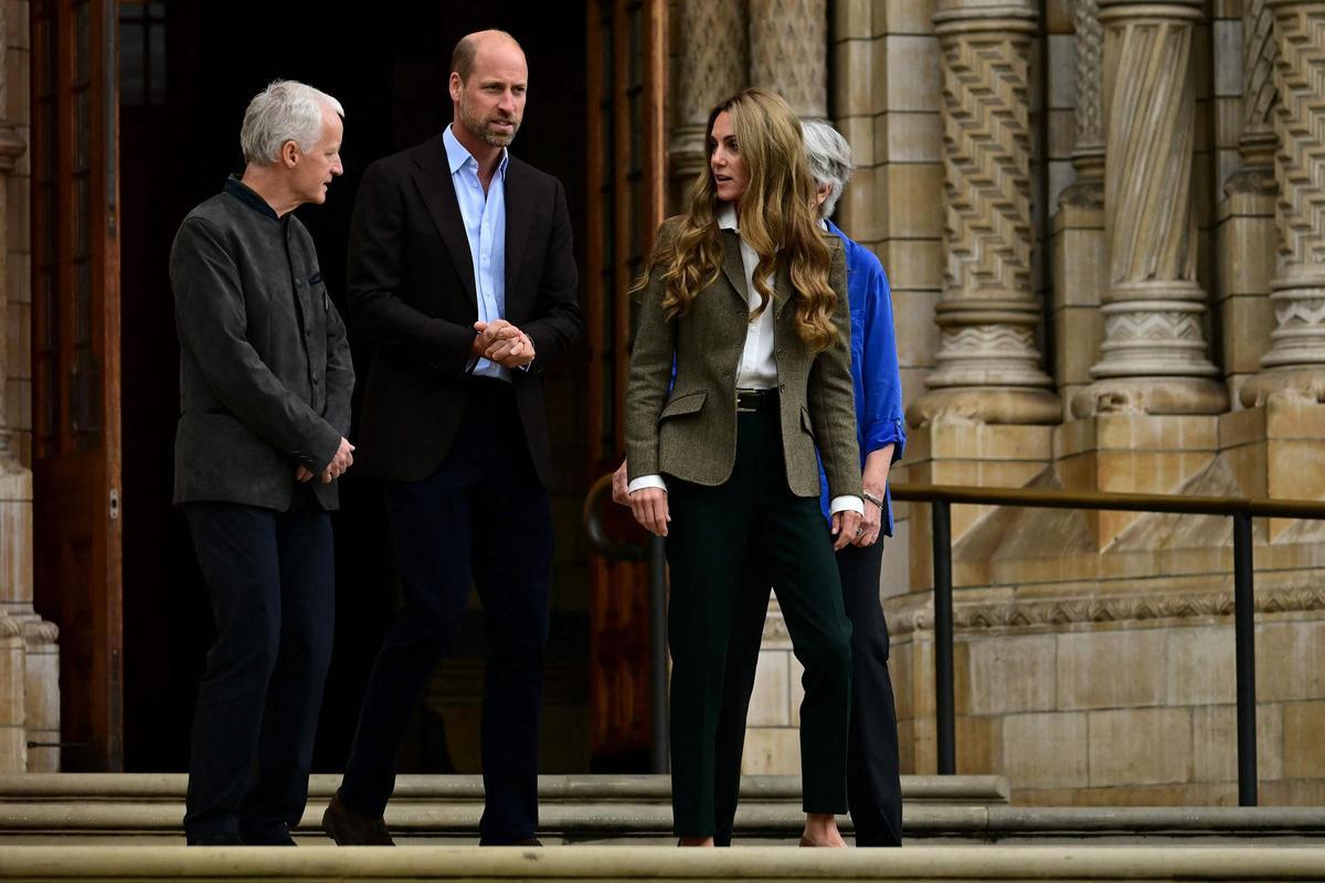 Kate Middleton cambia de ''look' y luce melena rubia