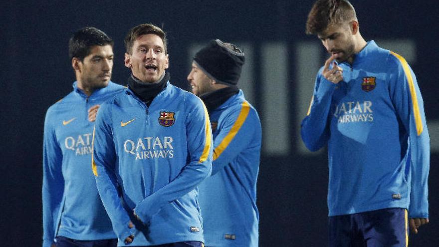 Suárez, Messi, Alba y Piqué, en el ensayo de ayer del Barça.