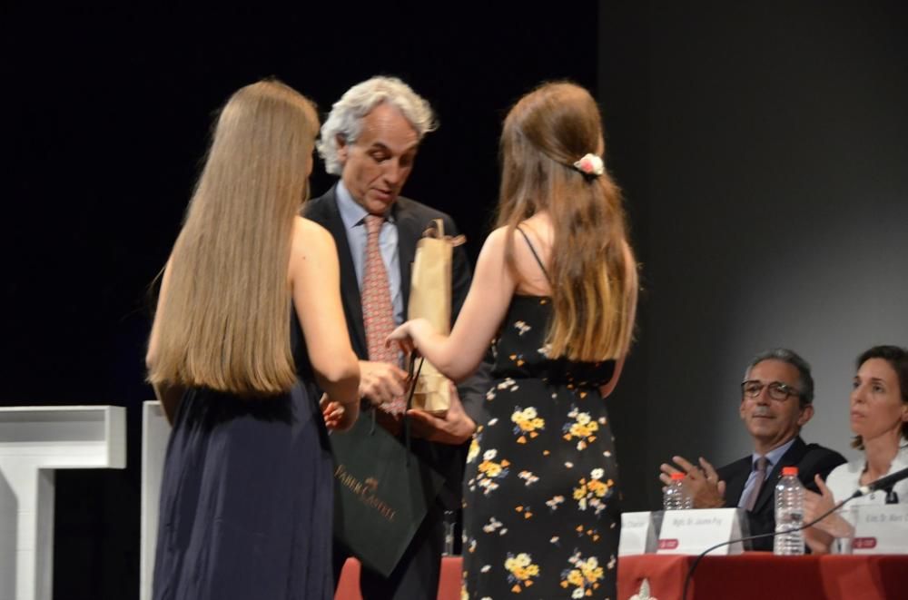 Acte de graduació dels primers infermers de la UdL a Igualada