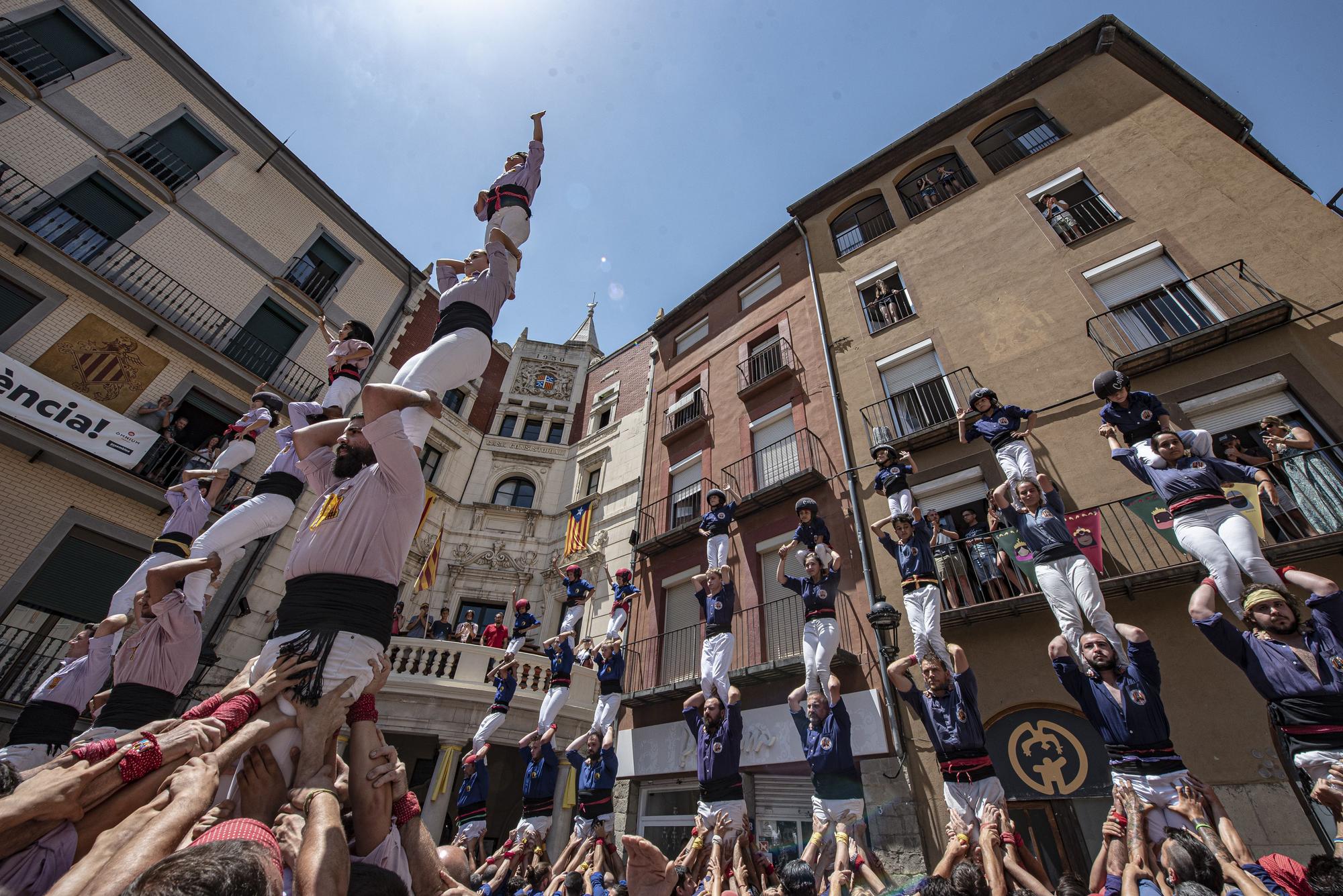 Diada castellera en Berga.