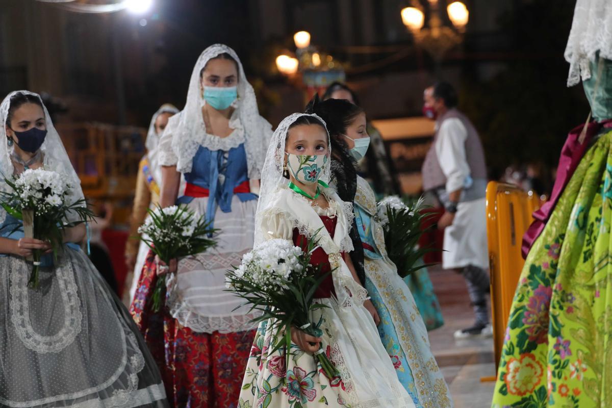 Búscate en el primer día de Ofrenda, 3 de septiembre, en la entrada por la calle Caballeros desde las 22.00 a 23.00