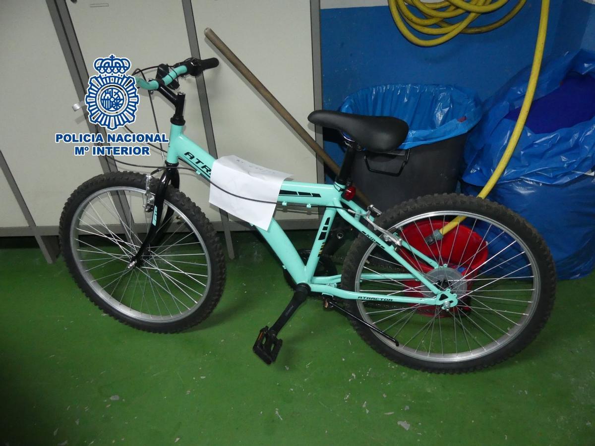 Bicicleta recuperada por la Policía Nacional.