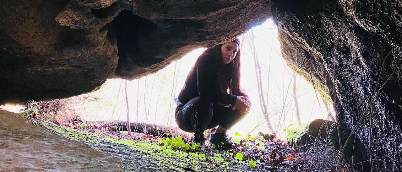 Lidia Mariño en la cueva