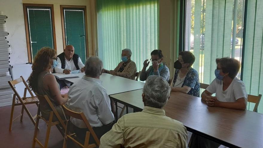 Abegondo extiende a todo el concello su plan de terapia ocupacional para mayores