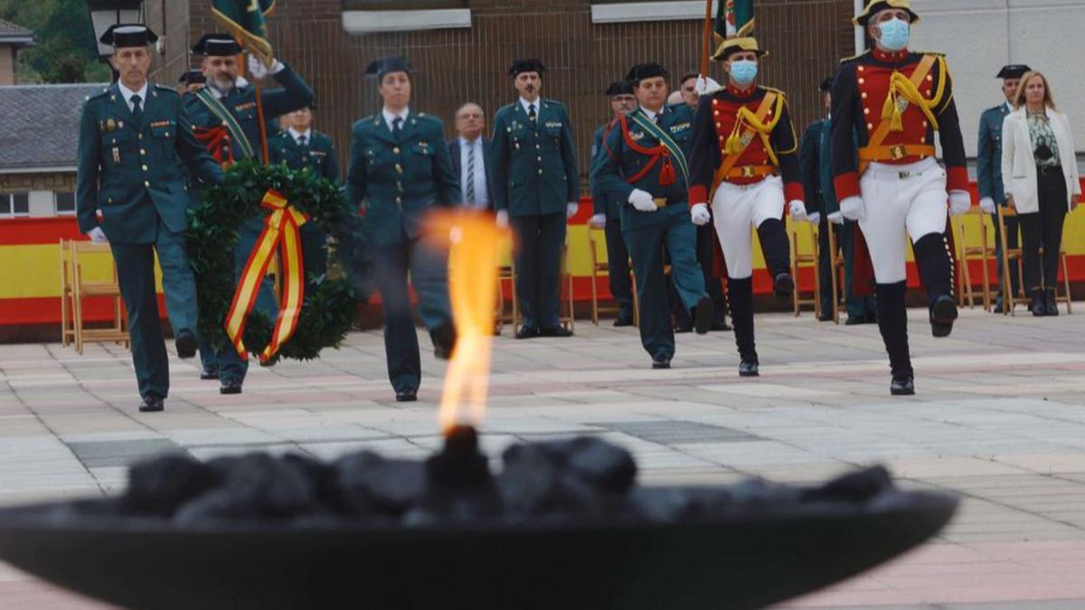 El homenaje a los agentes caídos en acto de servicio. | Miki López