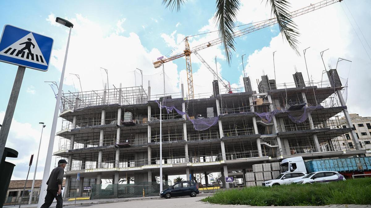 Construcción de un edificio en Elche